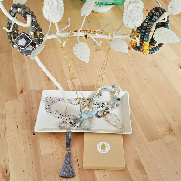 Crystal Arrow, Labradorite,  Rose Quartz Mala - Picture 6 of 7